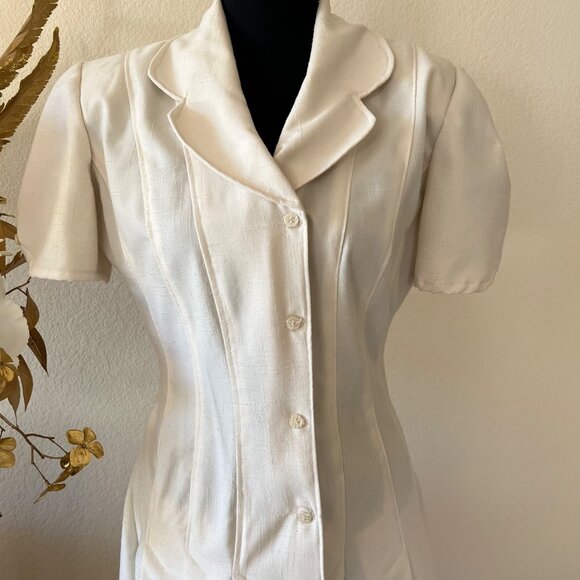 Handmade 1950s Vintage Single Stitch Linen Cream Pleated Button-down Dress - Picture 2 of 11